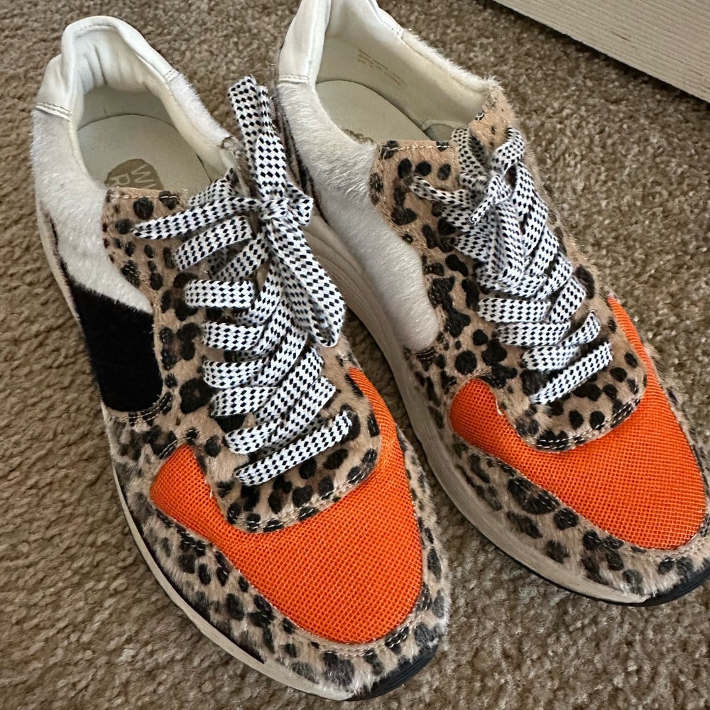 White Raven Sneakers